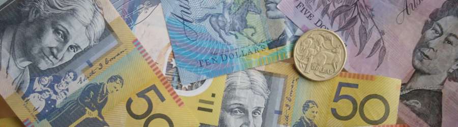 Australian-Bills-and-Dollar-Coins_2000x-min Doller